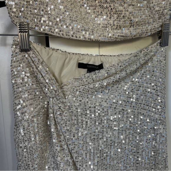 Forever 21 Sequin Midi Skirt Set, Sz S - Picture 3 of 11